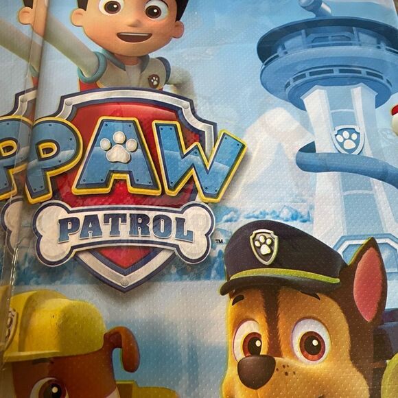 Paw Patrol New Party Table Cloths 54x81 inches Set of 5! - Picture 5 of 9